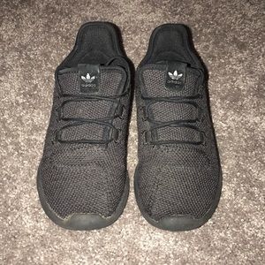 ADIDAS Boys tubular shadow